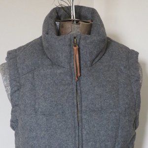 Eddie Bauer Yukon  Premium Goose Down Vest Size M